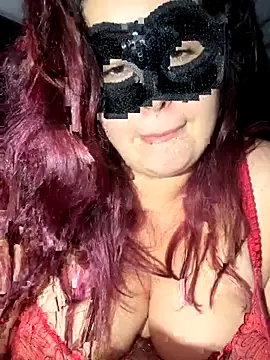 Snapshot of Saphyra_Secret chatting on 10-22-25, 11:15 Saphyra Secret online show from 10-22-25, 11:15