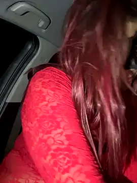 Snapshot of Saphyra_Secret chatting on 10-31-25, 12:55 Saphyra Secret online show from 10-31-25, 12:55