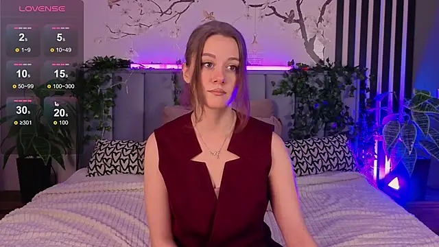 SkyHelen online show from 11-28-25, 04:15