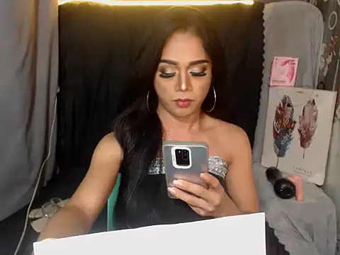 SerenityFoxx online show from 12-04-25, 08:01