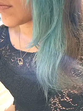 euahotmarii20 online show from 09-18-25, 07:21