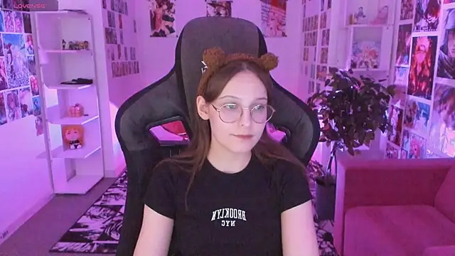 JenniferKiim online show from 02-11-26, 02:22