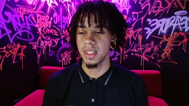 Snapshot of Biker_Seb chatting on 11-15-25, 03:37 Biker Seb online show from 11-15-25, 03:37