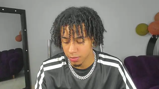 Snapshot of Biker_Seb chatting on 12-03-25, 01:53 Biker Seb online show from 12-03-25, 01:53