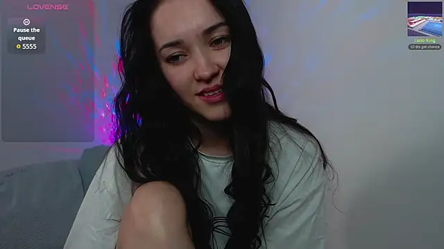 Veliora online show from 09-26-25, 09:46