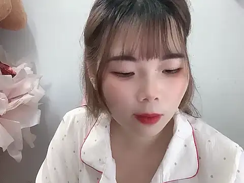 Snapshot of Pony898 chatting on 10-19-25, 07:31 Pony898 online show from 10-19-25, 07:31