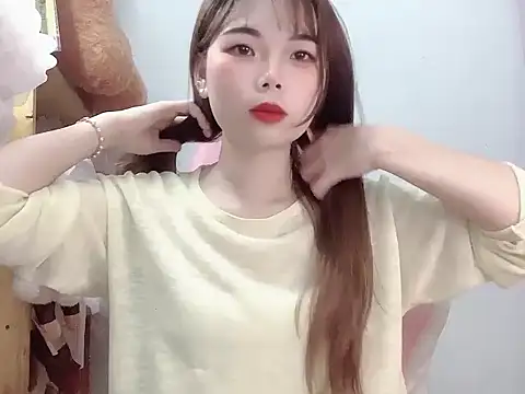 Snapshot of Pony898 chatting on 10-29-25, 08:21 Pony898 online show from 10-29-25, 08:21