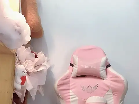 Pony898 online show from 12-16-25, 06:02