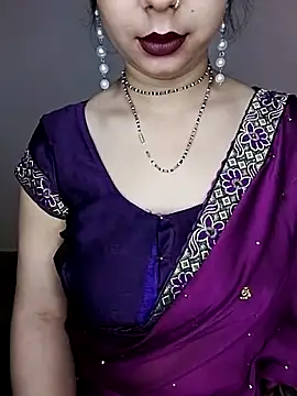 Snapshot of Oh_011 chatting on 11-03-25, 03:13 Oh 011 online show from 11-03-25, 03:13