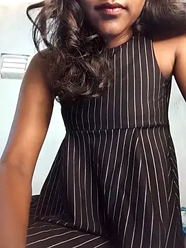 venuki ihalagamage online show from 04-21-26, 04:08