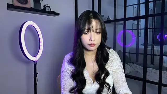 WonderMira online show from 09-28-25, 04:56