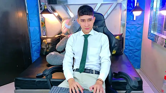 Snapshot of Kygo_Williams chatting on 09-20-25, 01:45 Kygo Williams online show from 09-20-25, 01:45