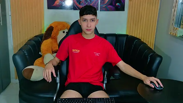 Snapshot of Kygo_Williams chatting on 09-22-25, 03:14 Kygo Williams online show from 09-22-25, 03:14