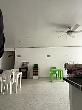 Snapshot of Juanita-Diaz chatting on 02-24-26, 08:40 Juanita-Diaz online show from 02-24-26, 08:40