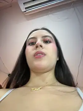 Juanita-Diaz online show from 05-21-26, 08:38