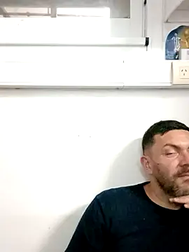 Snapshot of Alex_404040 chatting on 09-19-25, 07:43 Alex 404040 online show from 09-19-25, 07:43