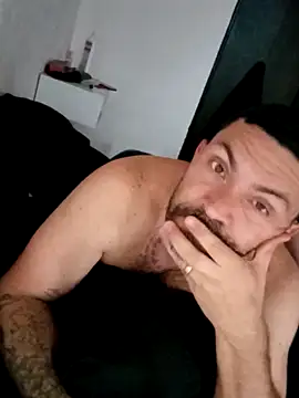 Snapshot of Alex_404040 chatting on 09-23-25, 08:34 Alex 404040 online show from 09-23-25, 08:34