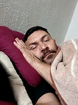 Snapshot of Alex_404040 chatting on 09-28-25, 12:38 Alex 404040 online show from 09-28-25, 12:38