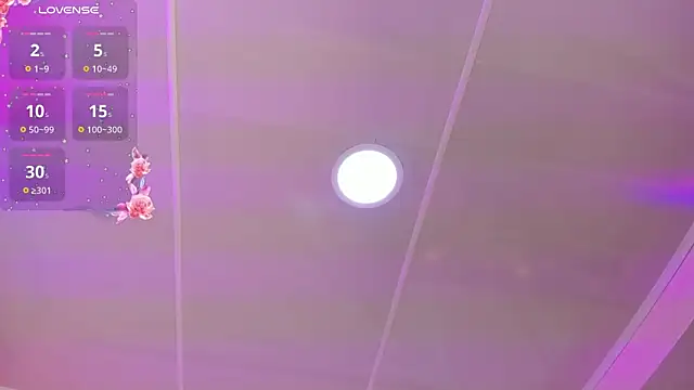 Miaa Smithh   online show from 04-22-26, 11:23