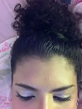 Snapshot of luluzinhax chatting on 02-10-26, 01:53 luluzinhax online show from 02-10-26, 01:53