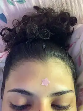 Snapshot of luluzinhax chatting on 02-15-26, 03:25 luluzinhax online show from 02-15-26, 03:25