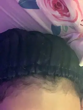 Snapshot of luluzinhax chatting on 03-15-26, 03:45 luluzinhax online show from 03-15-26, 03:45