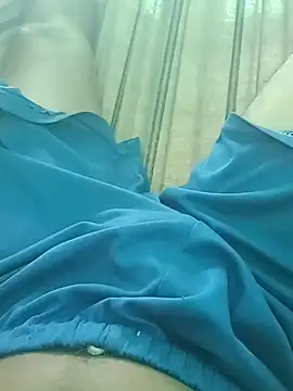 Snapshot of cazador35718 chatting on 10-09-25, 09:02 cazador35718 online show from 10-09-25, 09:02