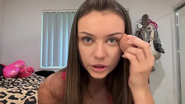 Snapshot of cassiess1 chatting on 09-30-25, 09:09 cassiess1 online show from 09-30-25, 09:09