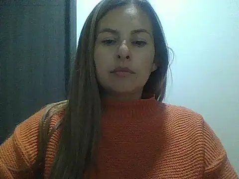 Snapshot of Valery__Rouse_ chatting on 01-08-26, 02:58 Valery Rouse online show from 01-08-26, 02:58