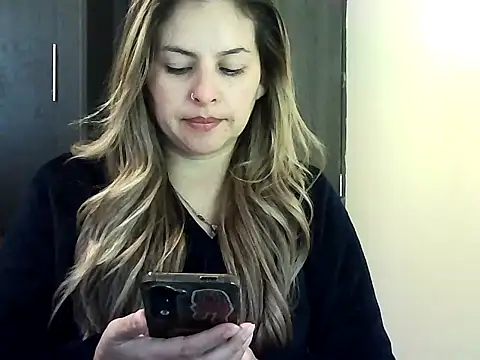 Snapshot of Valery__Rouse_ chatting on 03-06-26, 02:13 Valery Rouse online show from 03-06-26, 02:13