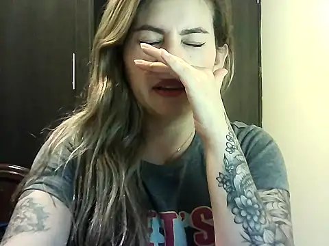 Snapshot of Valery__Rouse_ chatting on 03-08-26, 02:04 Valery Rouse online show from 03-08-26, 02:04