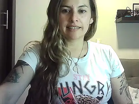 Valery  Rouse  online show from 04-30-26, 10:25