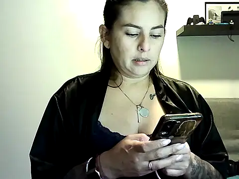 Snapshot of Valery__Rouse_ chatting on 05-25-26, 11:44 Valery Rouse online show from 05-25-26, 11:44