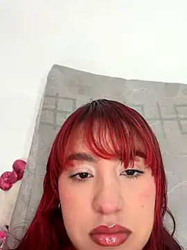 Snapshot of The_Best_Melissa chatting on 10-15-25, 04:40 The Best Melissa online show from 10-15-25, 04:40