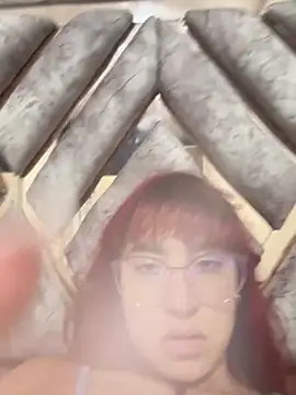 Snapshot of The_Best_Melissa chatting on 10-17-25, 03:53 The Best Melissa online show from 10-17-25, 03:53