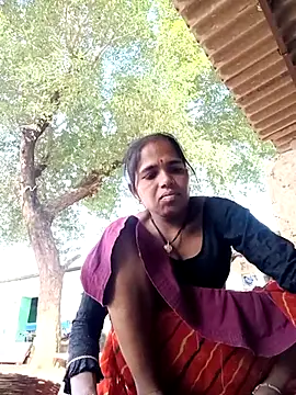 Snapshot of Hot-honi chatting on 09-09-25, 02:33 Hot-honi online show from 09-09-25, 02:33