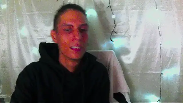 Snapshot of Crxxxsh chatting on 09-22-25, 09:55 Crxxxsh online show from 09-22-25, 09:55