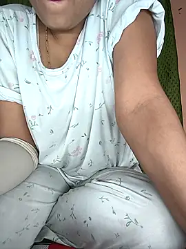 Hott Archana online show from 11-30-25, 05:17