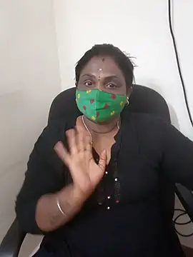 Snapshot of Tamil_Kavitha10 chatting on 09-16-25, 02:07 Tamil Kavitha10 online show from 09-16-25, 02:07