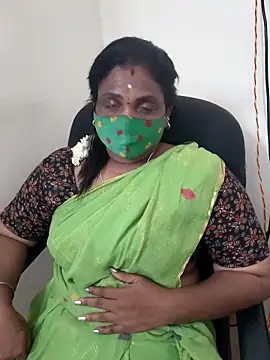 Snapshot of Tamil_Kavitha10 chatting on 09-20-25, 07:04 Tamil Kavitha10 online show from 09-20-25, 07:04