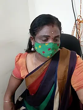 Snapshot of Tamil_Kavitha10 chatting on 10-02-25, 03:41 Tamil Kavitha10 online show from 10-02-25, 03:41