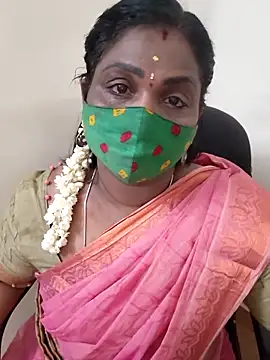 Snapshot of Tamil_Kavitha10 chatting on 10-06-25, 05:54 Tamil Kavitha10 online show from 10-06-25, 05:54