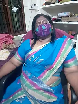 Snapshot of Tamil_Kavitha10 chatting on 12-04-25, 02:37 Tamil Kavitha10 online show from 12-04-25, 02:37