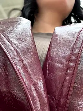 Snapshot of VendiMur chatting on 09-22-25, 03:19 VendiMur online show from 09-22-25, 03:19