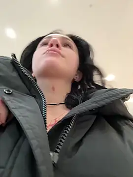 Snapshot of VendiMur chatting on 10-28-25, 03:10 VendiMur online show from 10-28-25, 03:10