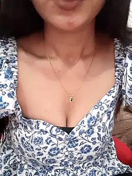 Snapshot of siya_rani67 chatting on 12-22-25, 06:16 siya rani67 online show from 12-22-25, 06:16