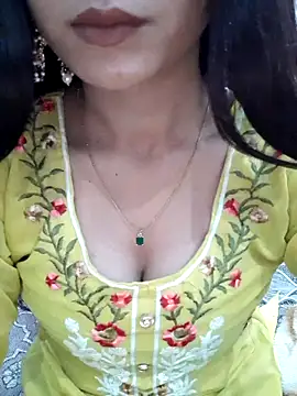 Snapshot of siya_rani67 chatting on 01-05-26, 05:27 siya rani67 online show from 01-05-26, 05:27