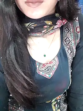 Snapshot of siya_rani67 chatting on 02-25-26, 05:11 siya rani67 online show from 02-25-26, 05:11