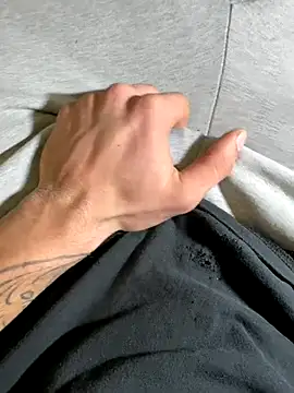 Snapshot of 420boy__ chatting on 10-07-25, 07:22 420boy online show from 10-07-25, 07:22