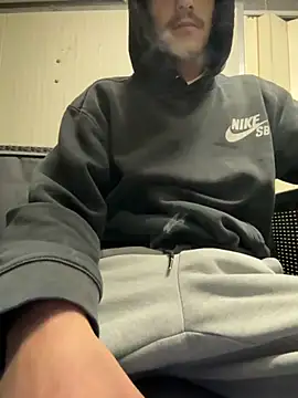 Snapshot of 420boy__ chatting on 10-20-25, 10:49 420boy online show from 10-20-25, 10:49